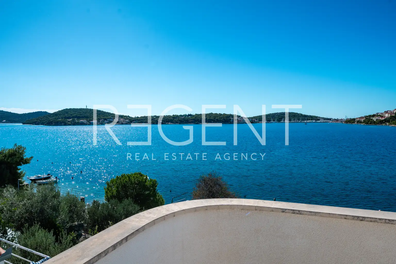 Šibenik, Rogoznica - Haus mit sechs Apartments