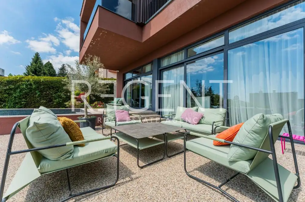 Zagabria, Šestine – Moderna villa familiare con piscina immersa nel verde, affitto