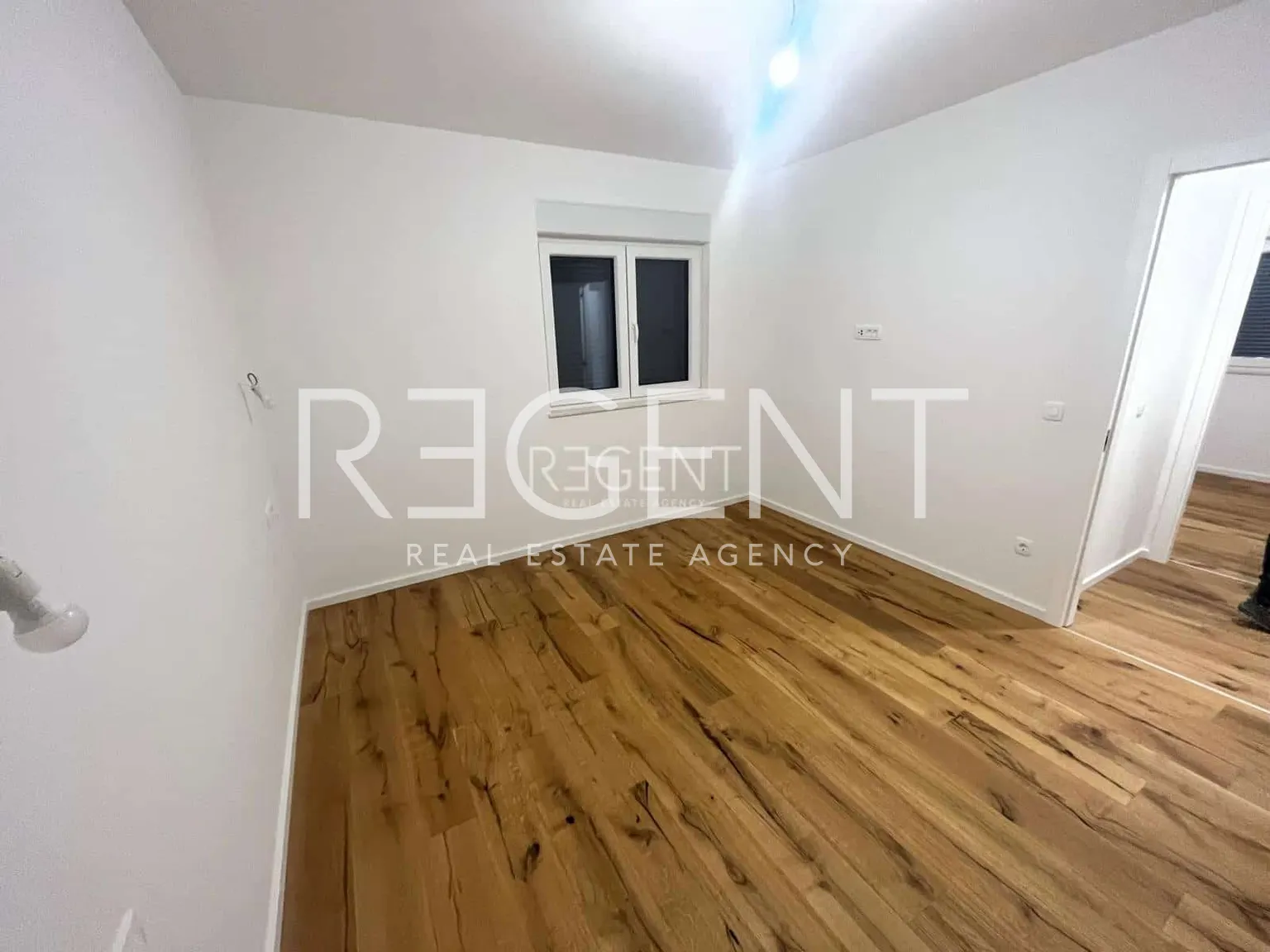 Zadar, Sukošan - Luxusný štvorizbový byt s bazénom 160 m2 novostavba
