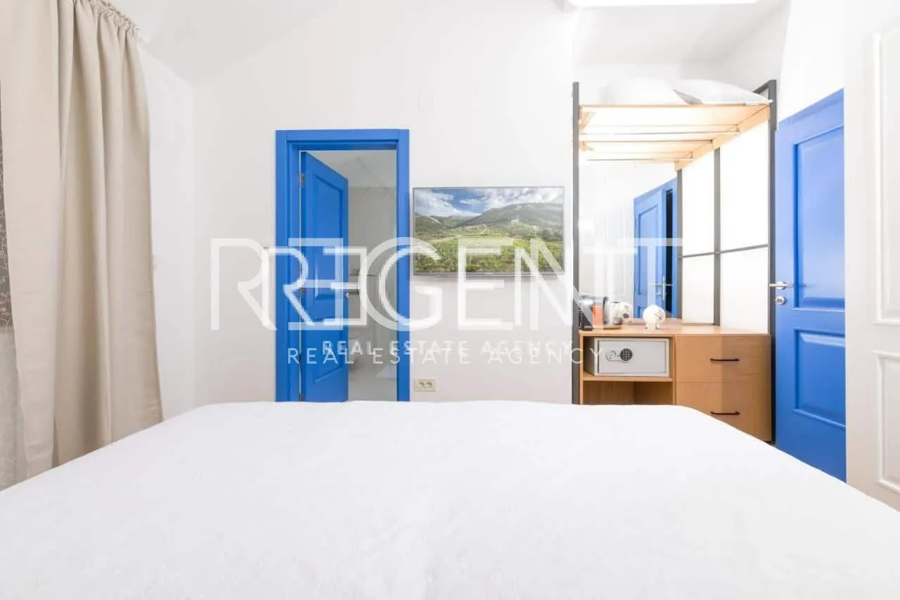 Hvar - villa in pietra dal design unico di 250m2