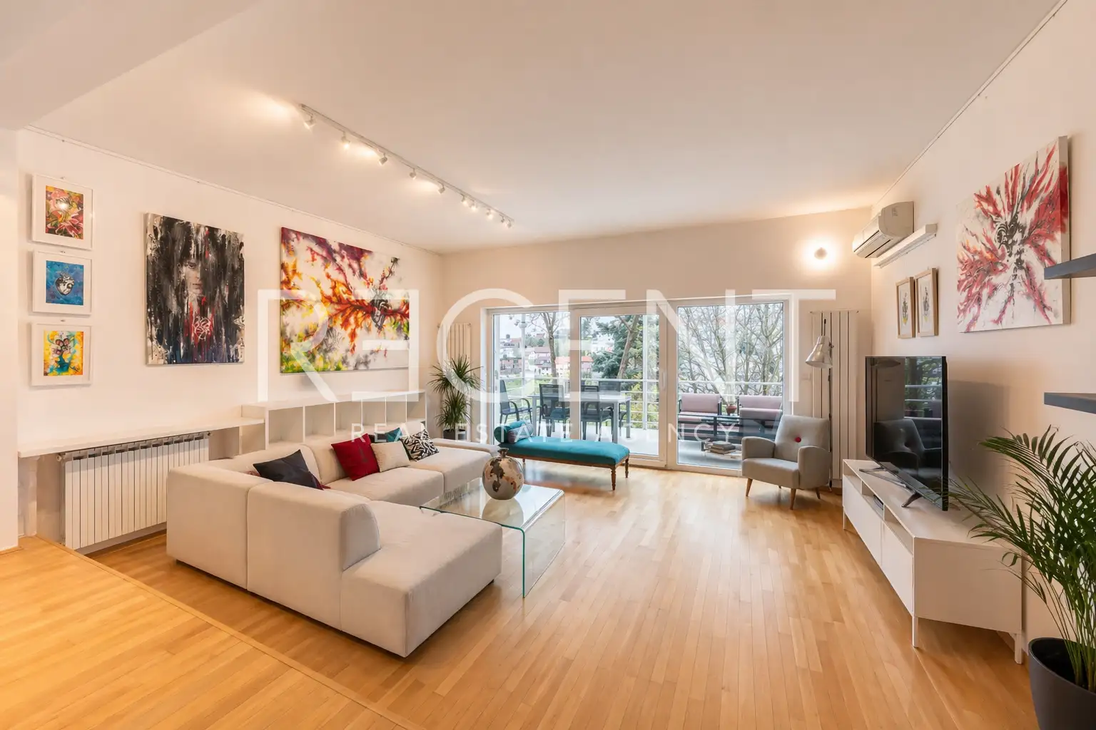 Zagreb, Gračani – obiteljska kuća s pogledom