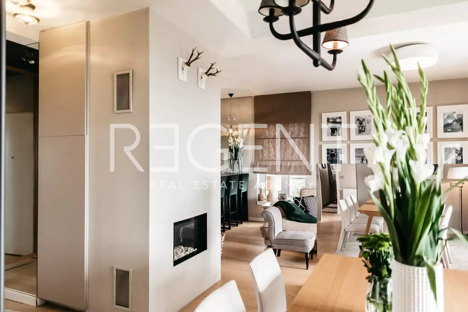 Záhreb, Maksimir – Štvorizbový zariadený penthouse s nádherným výhľadom na prírodu