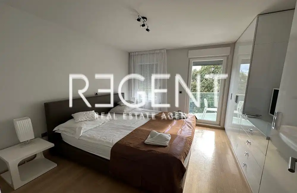 Split, Podstrana - Wohnung 105 m2 zu vermieten, Neubau, langfristig