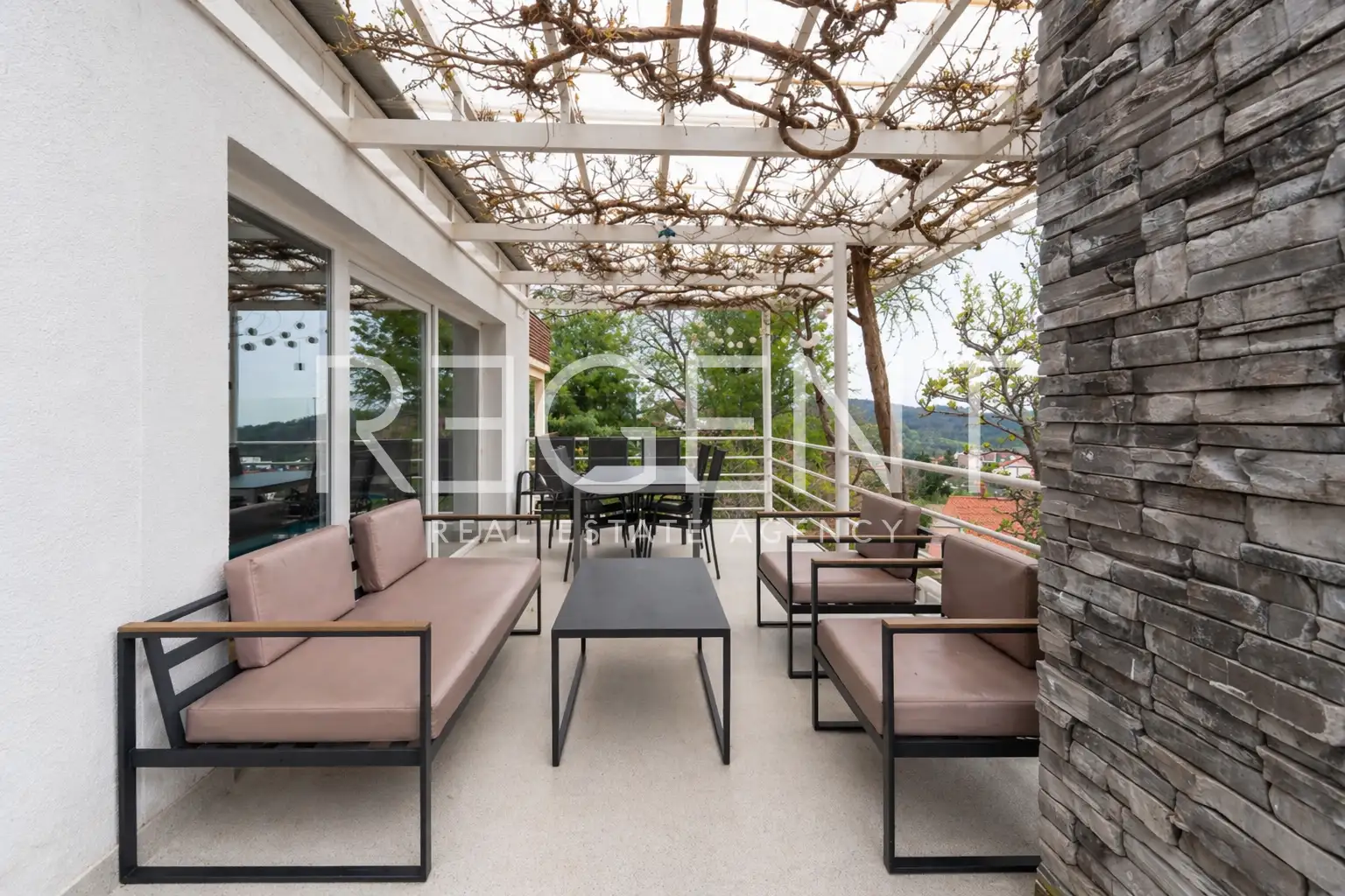 Zagreb, Gračani – obiteljska kuća s pogledom