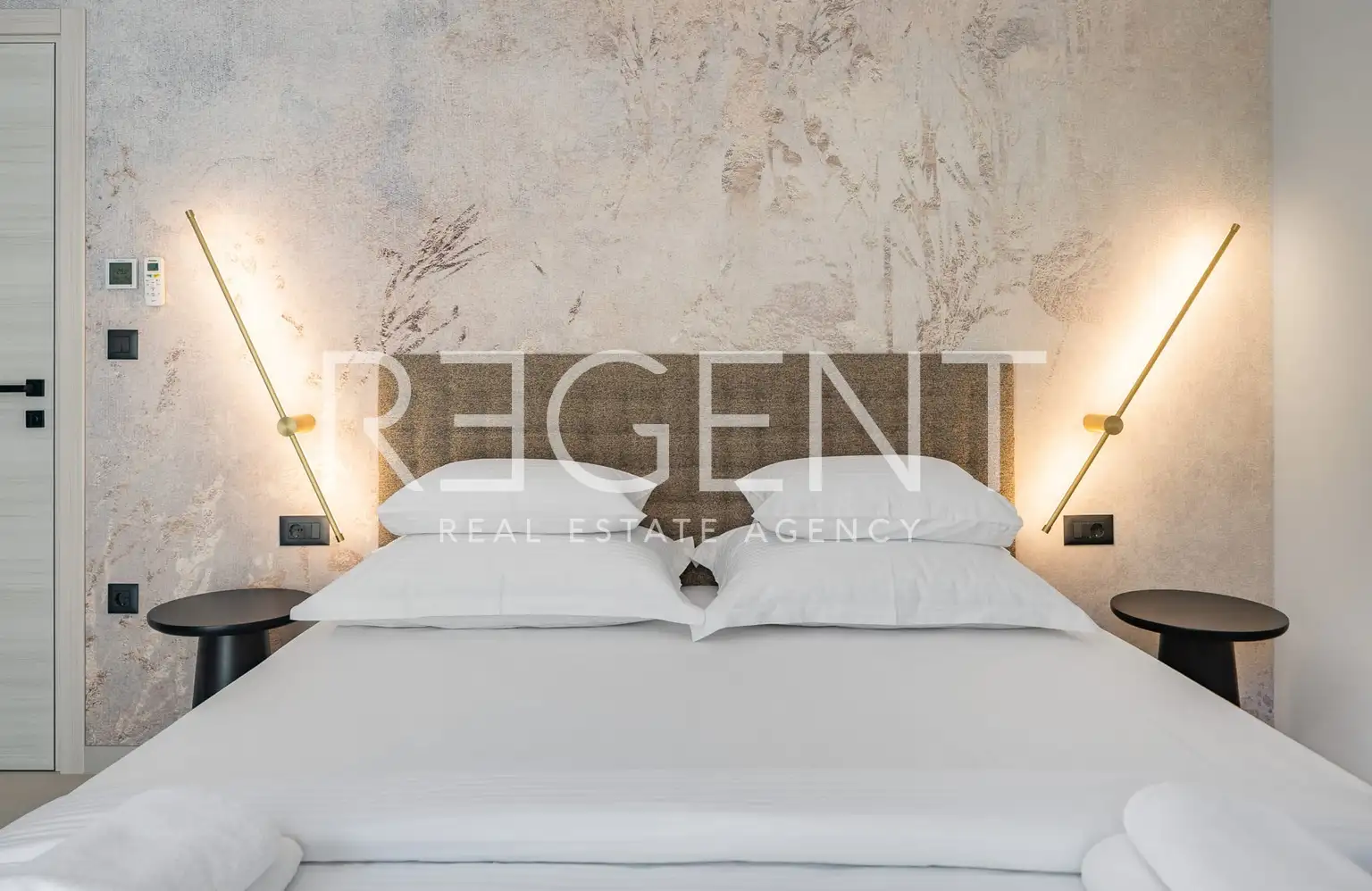 Podstrana - Vila s bazénom a výhľadom na more