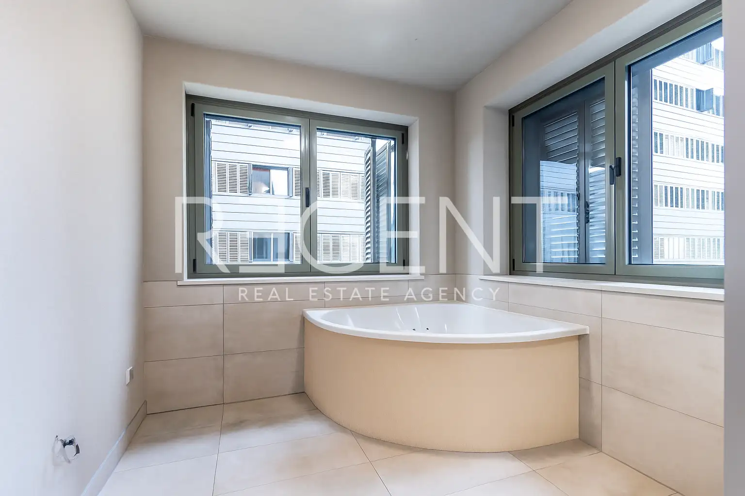 Zagreb, VMDMaksimir - Spacious three-room apartment with a terrace, 110m2, for rent