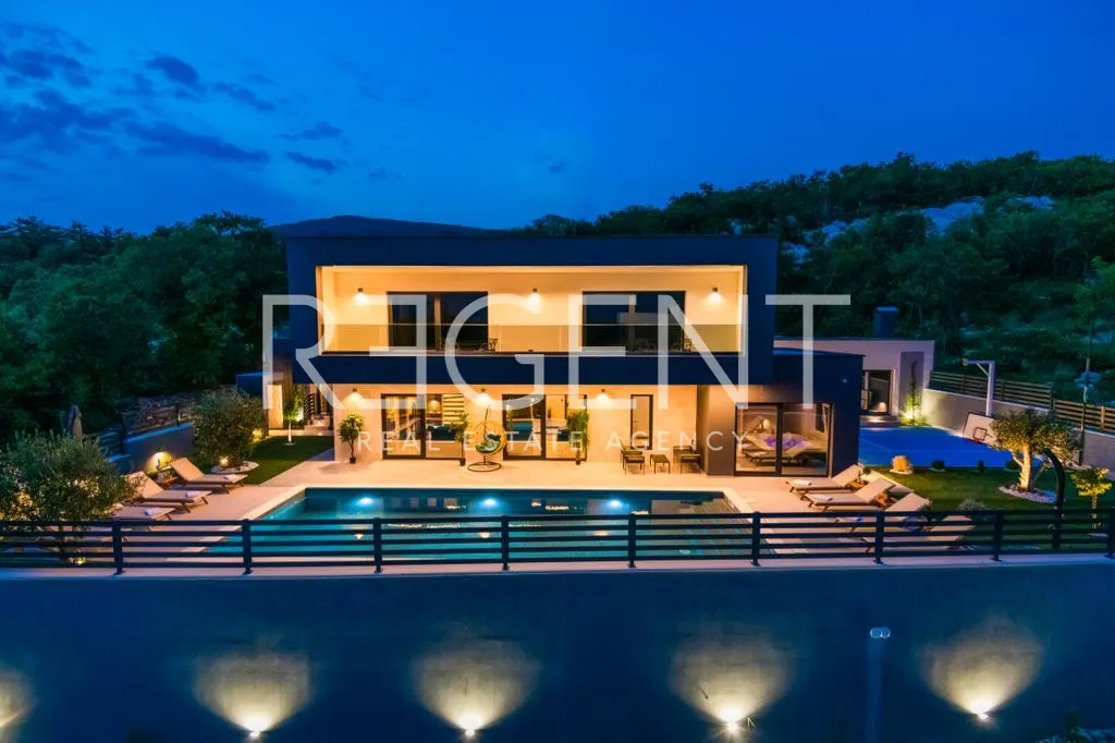 Makarska, Zagvozd - Luxury villa with pool 270 m2