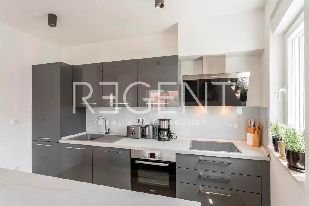 Podstrana - Three-room apartment with a terrace