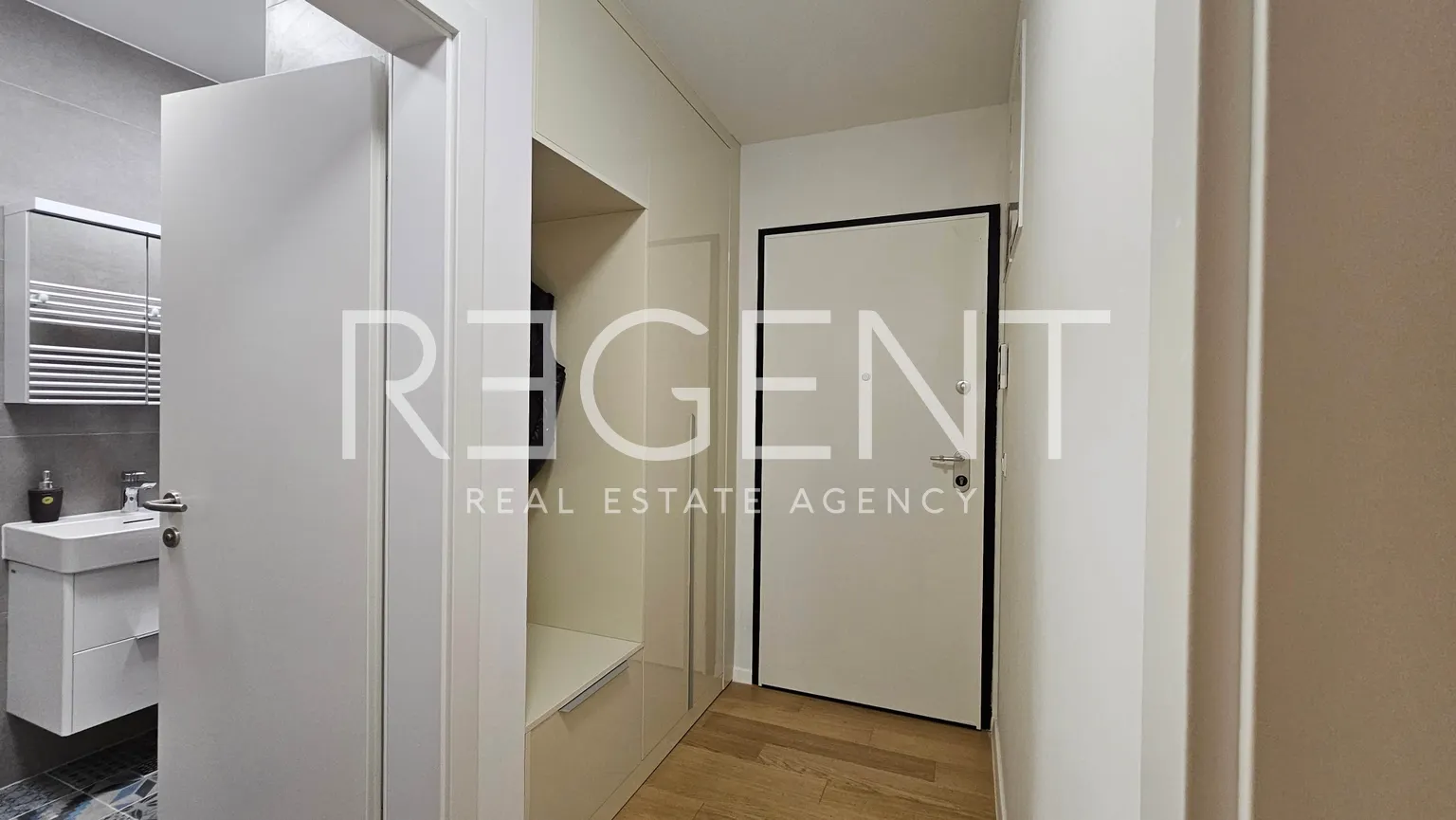 Záhřeb, Trešnjevka - moderní třípokojový penthouse s garážovým stáním 92 m2 novostavba