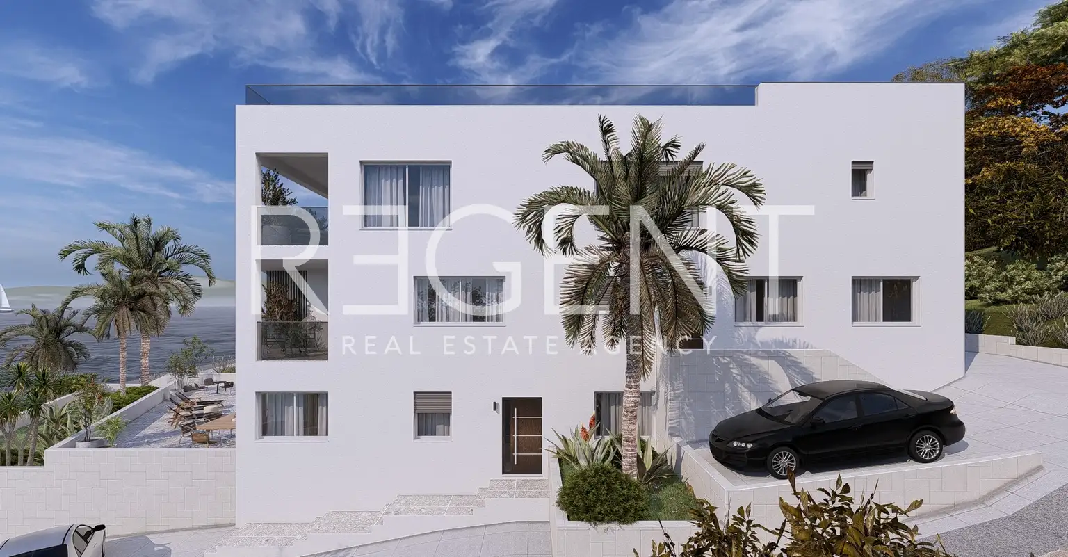 Trogir, Čiovo - Appartement de deux chambres en première ligne de mer