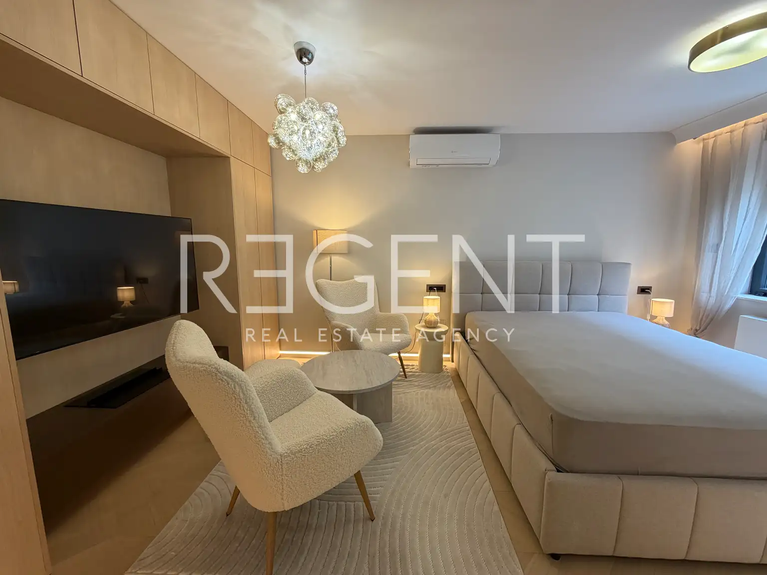 Загреб, Кватерников трг - роскошная квартира, 28 м², первая аренда