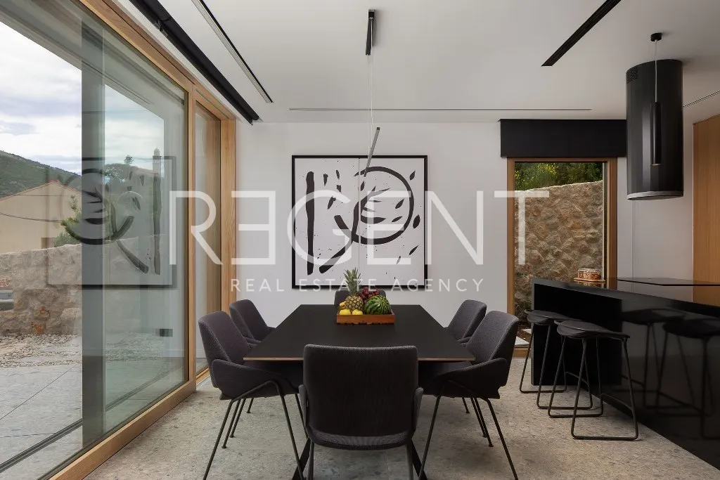 Dubrovník - Elegantná vila moderného dizajnu 394 m2