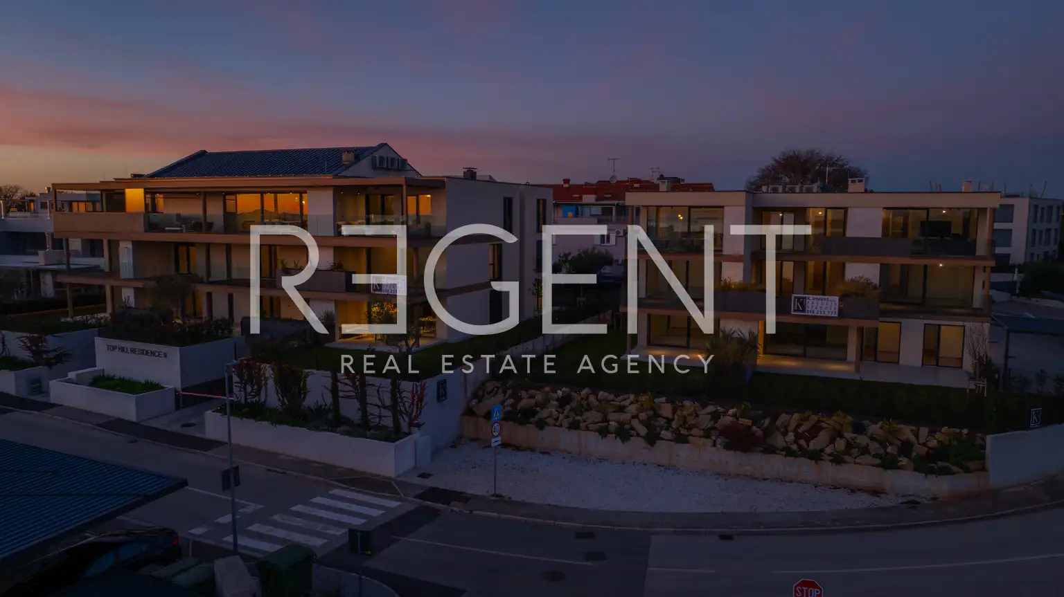 Istria, Novigrad - Trojizbový apartmán v luxusnom obytnom komplexe 128 m2