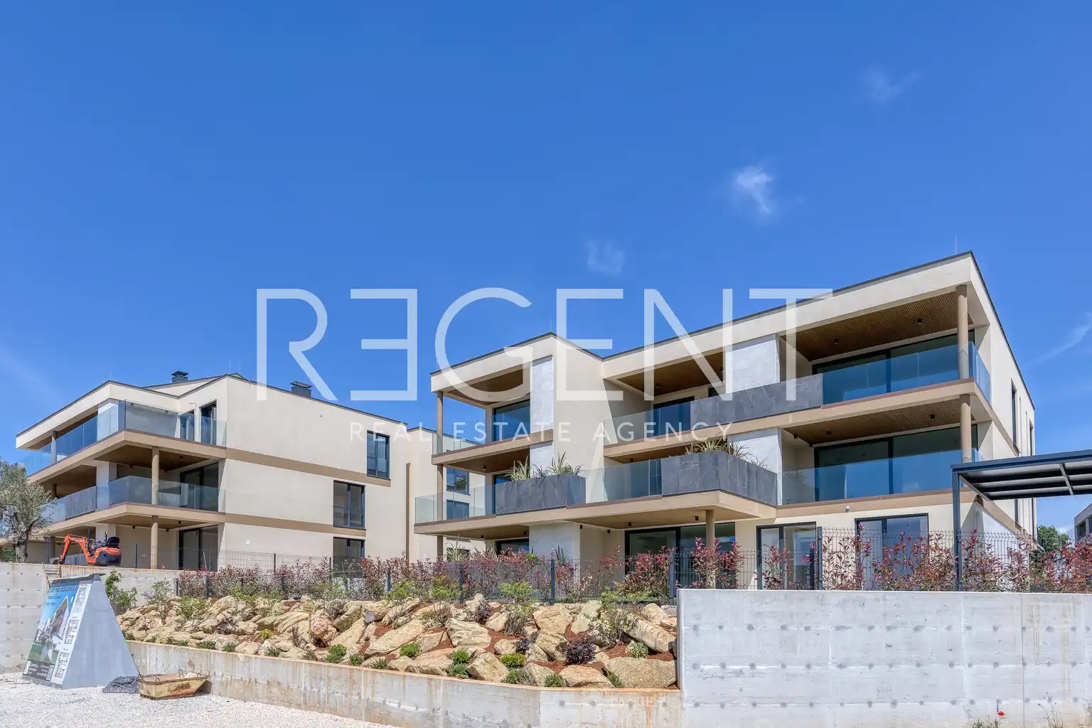 Istrie, Novigrad - Třípokojový apartmán v luxusním rezidenčním komplexu 225 m2