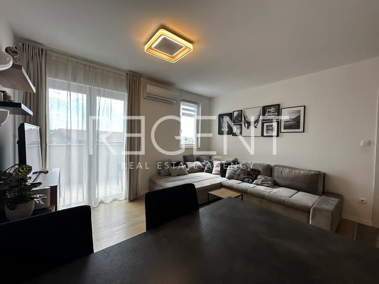 Kila, Split- Dvosoban stan 51 m2 s balkonom