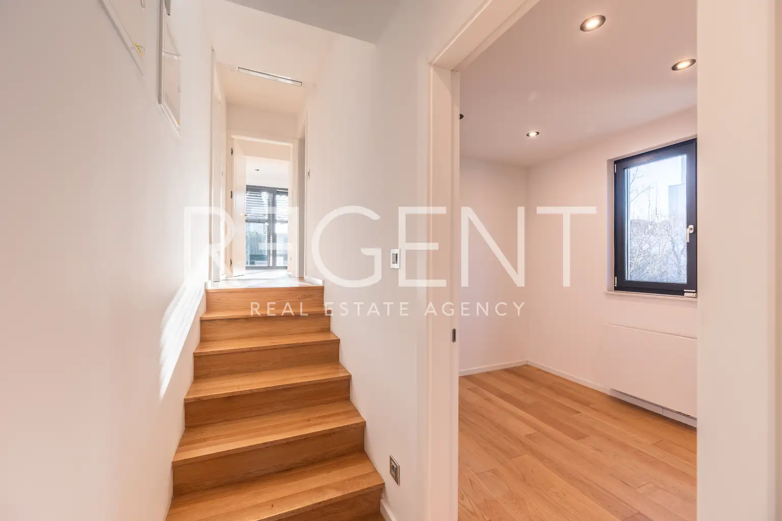 Загреб, Сребрняк – роскошная четырехкомнатная квартира