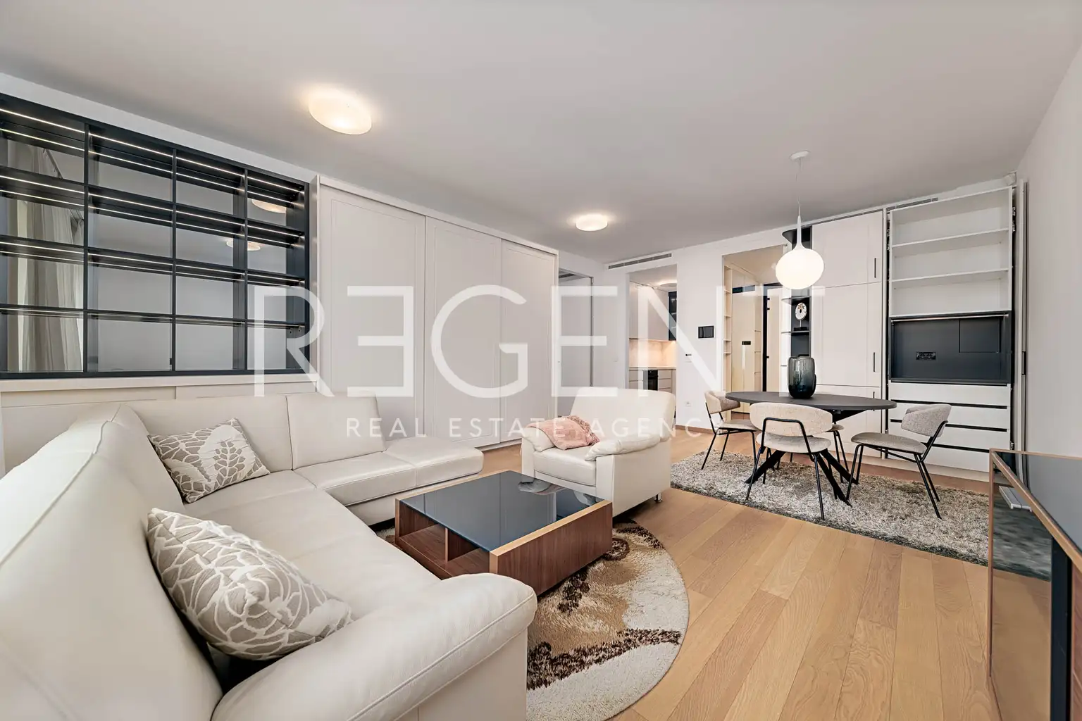 Záhreb, Centrum - Luxusný dvojizbový byt 67 m2 prenájom