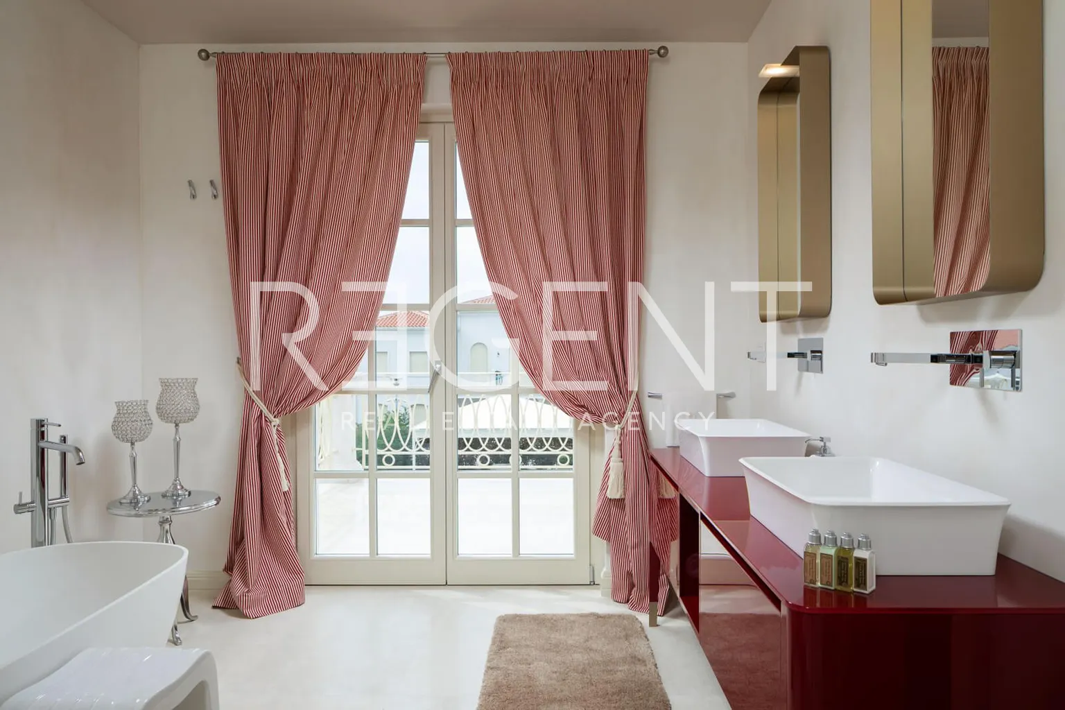 Istra, Vabriga - Razkošna in elegantna vila 348m2