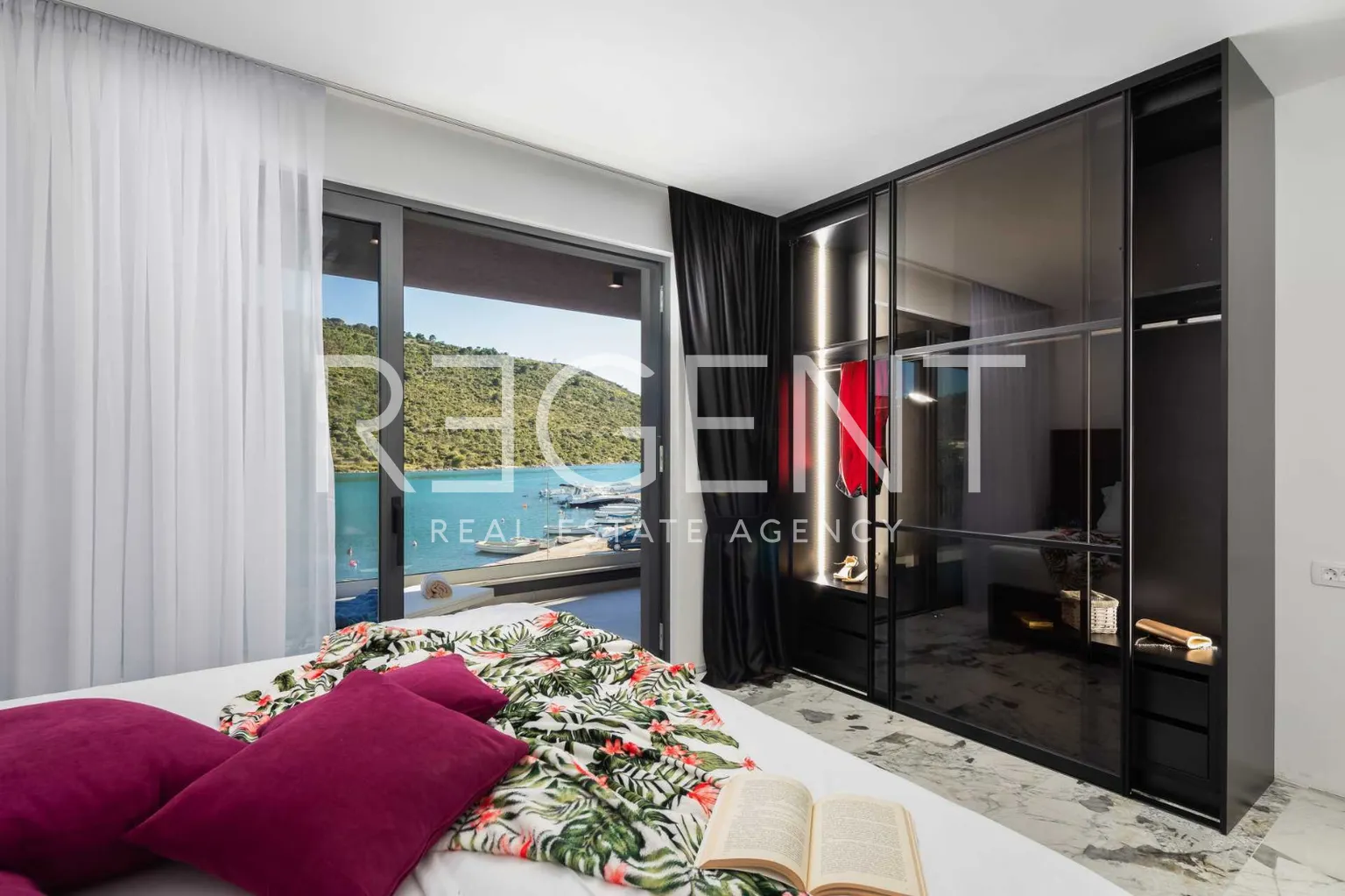 Rogoznica – Luxusní vila 200 m2 u moře