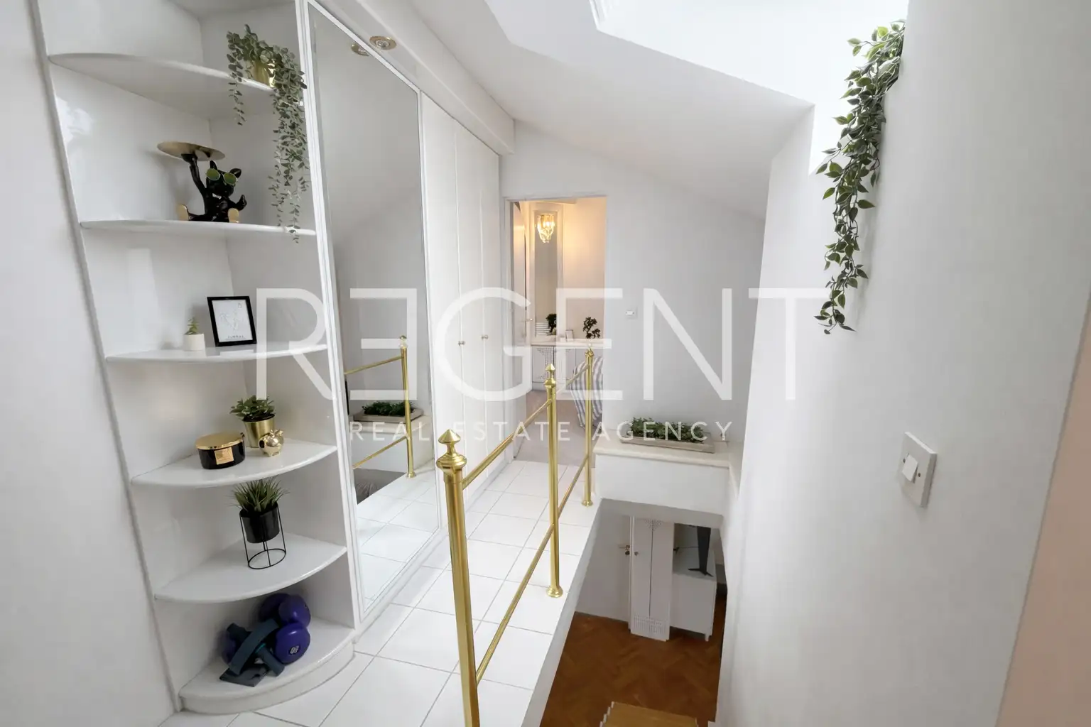 Záhřeb, Petrova ulice – třípokojový byt k pronájmu