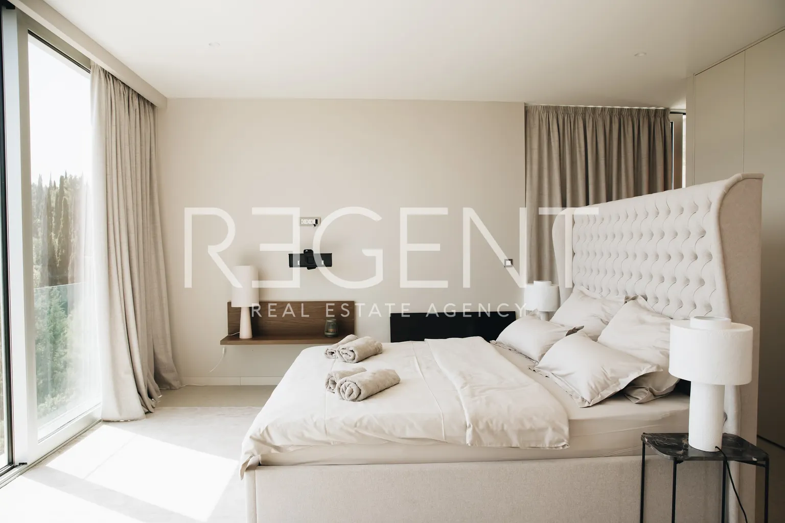 Korčula, Žrnovo - Luxusní rodinná vila 360 m2