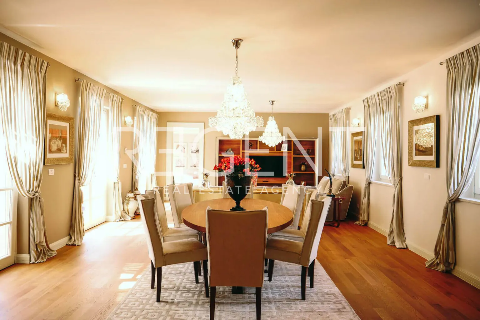 Istra, Vabriga - Raskošna i elegantna vila 288 m2