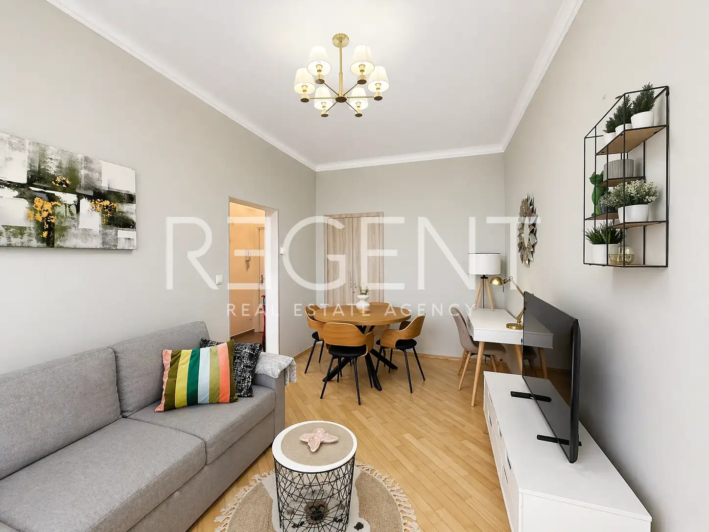 Zagreb, Centar - Renoviran dvosoban stan u centru