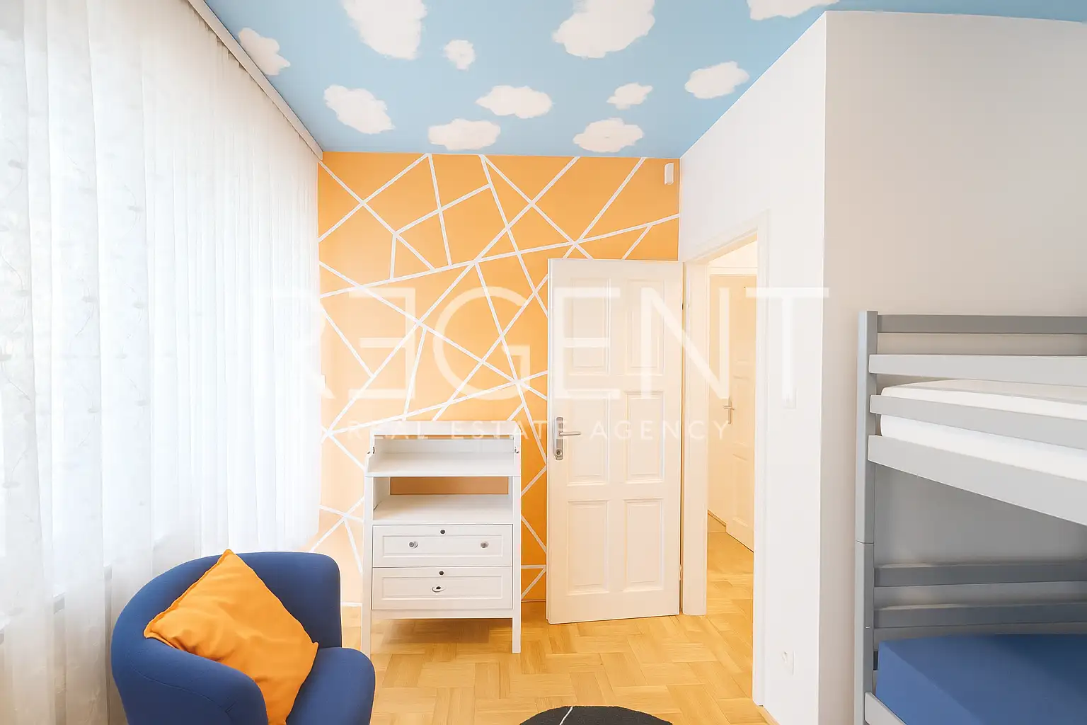 Zagabria, Mlinovi – appartamento trilocale con balcone al piano terra