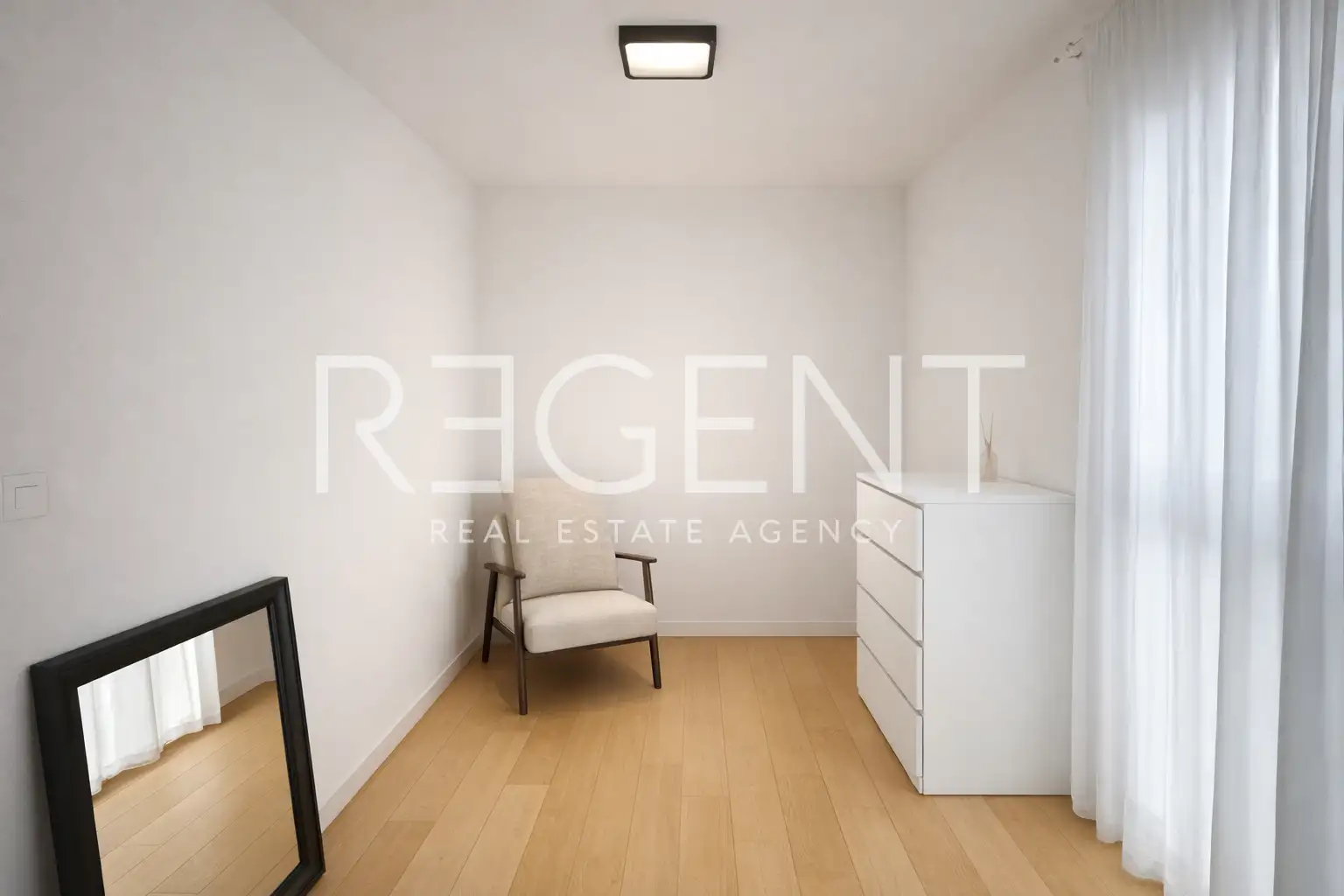 Split, Bol - Mieszkanie dwupokojowe z balkonem i komórką lokatorską