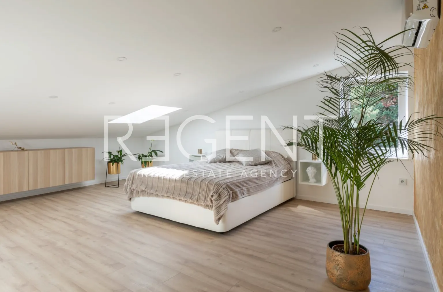 Záhřeb, Centrum - Moderní dvoupokojový byt 63 m2