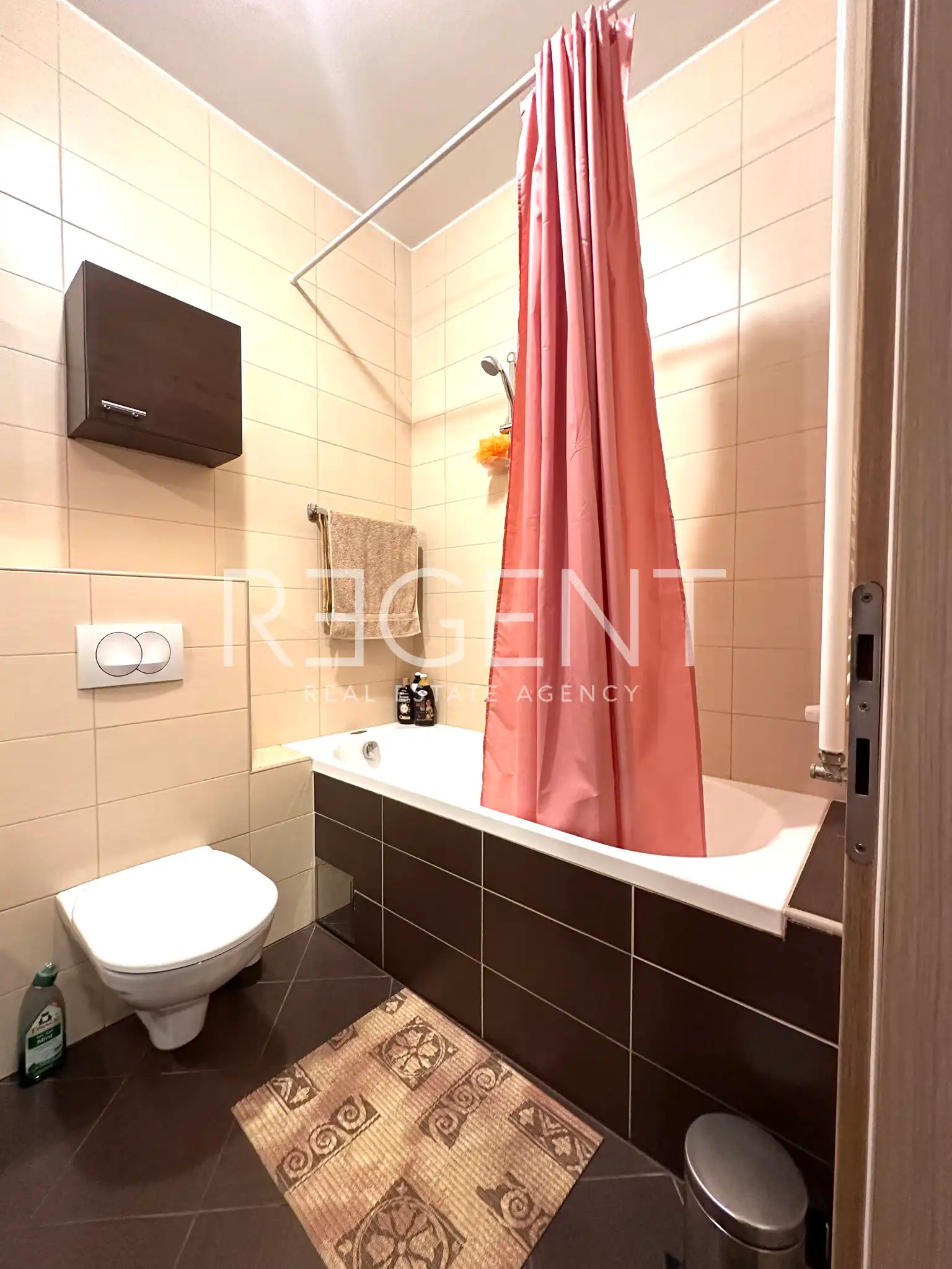 Zagreb, Središće - Trosobni stan 65 m2 najam, DUGOROČNO