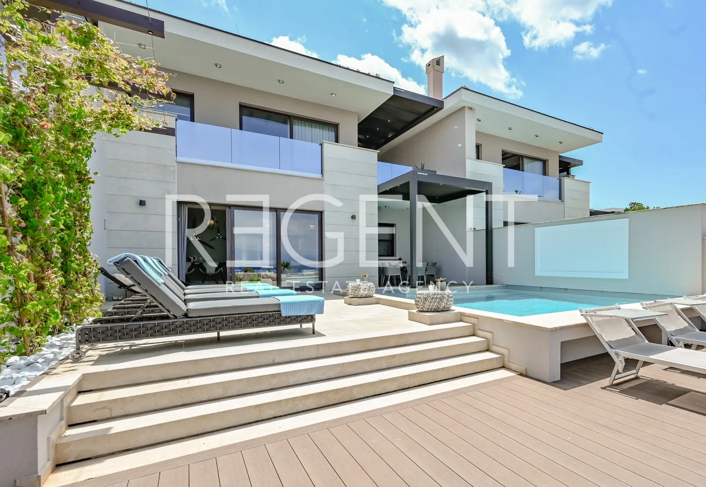 Krk - Luxusní vila k pronájmu 160 m2