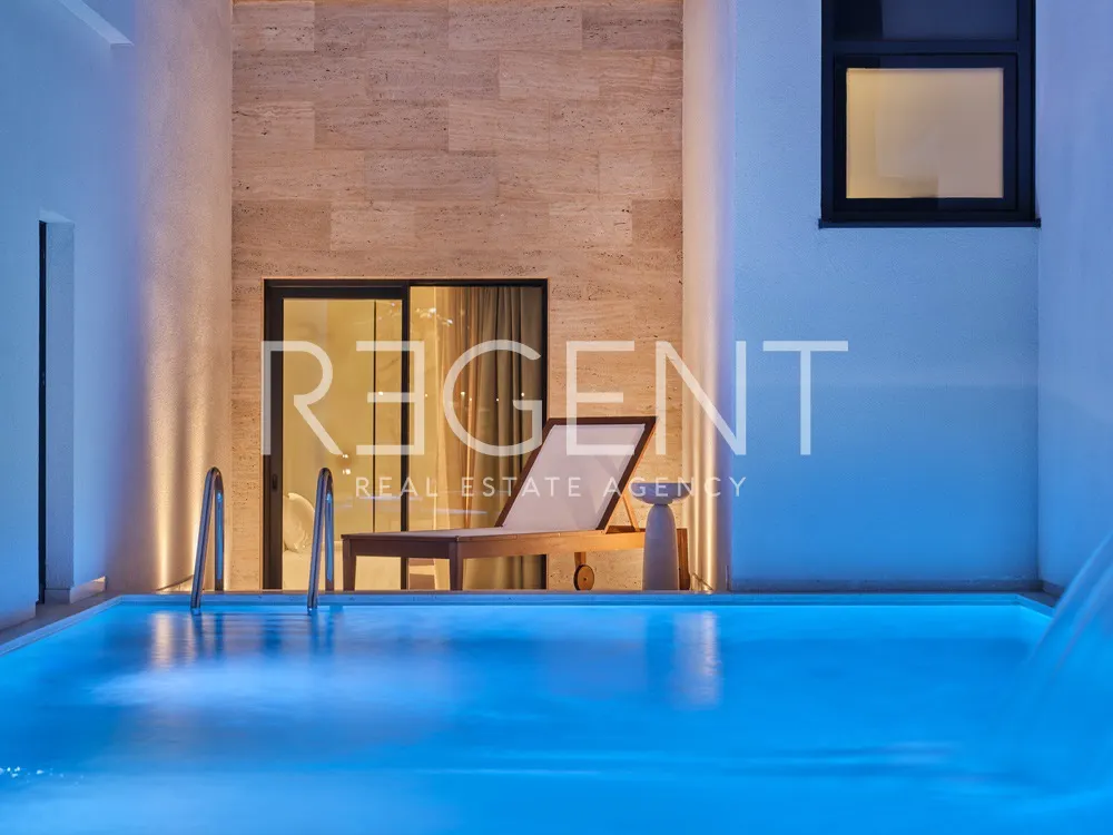 Trogir - Moderna vila s pogledom na morje 341 m2