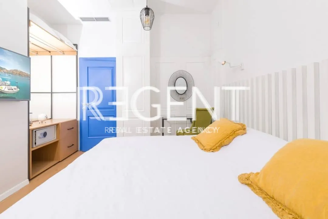 Hvar - villa in pietra dal design unico di 250m2
