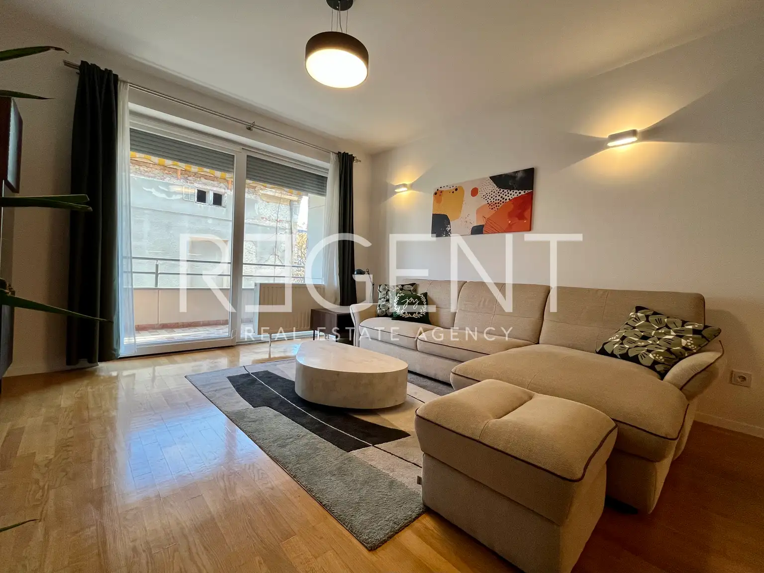 Zagreb, Vlaška - appartamento trilocale con balcone