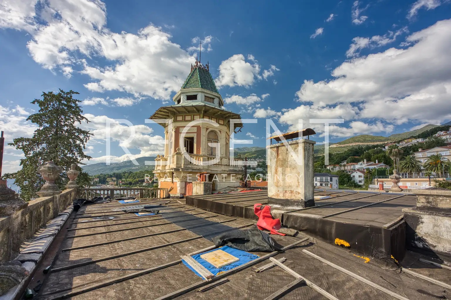 Ičići, Opatijska rivijera – povijesna vila s pogledom na more