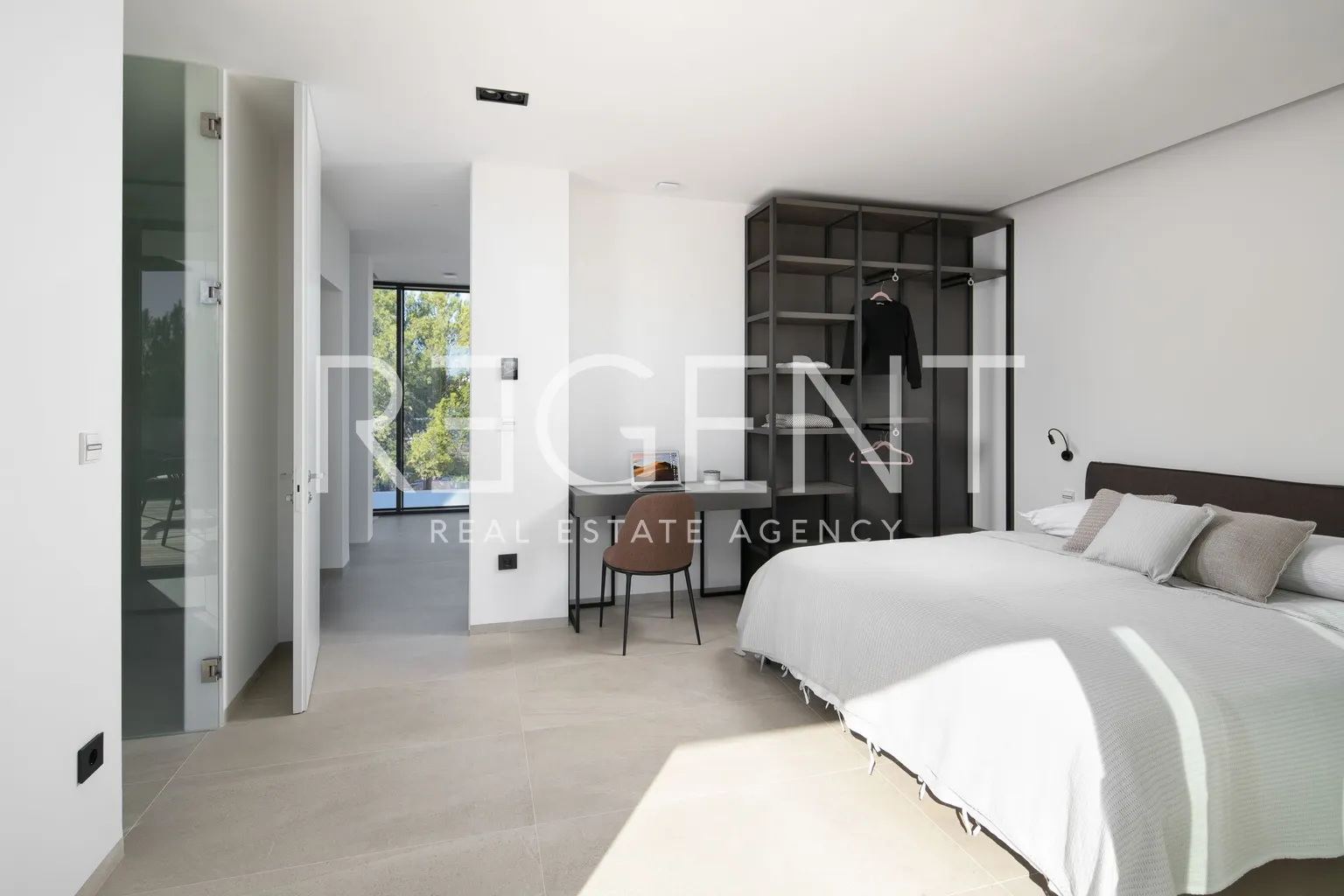 Sukošan – Luksuzna moderna vila s bazenom 495 m2