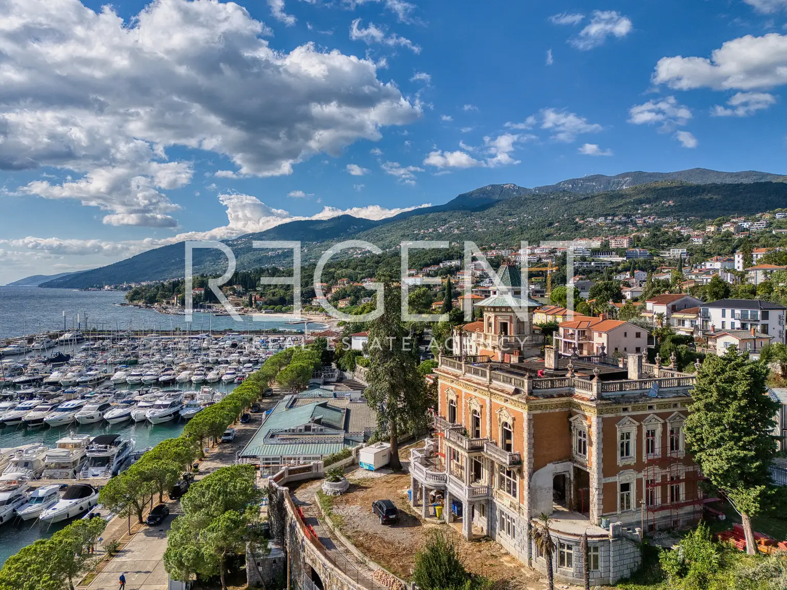 Ičići, Opatijska rivijera – povijesna vila s pogledom na more