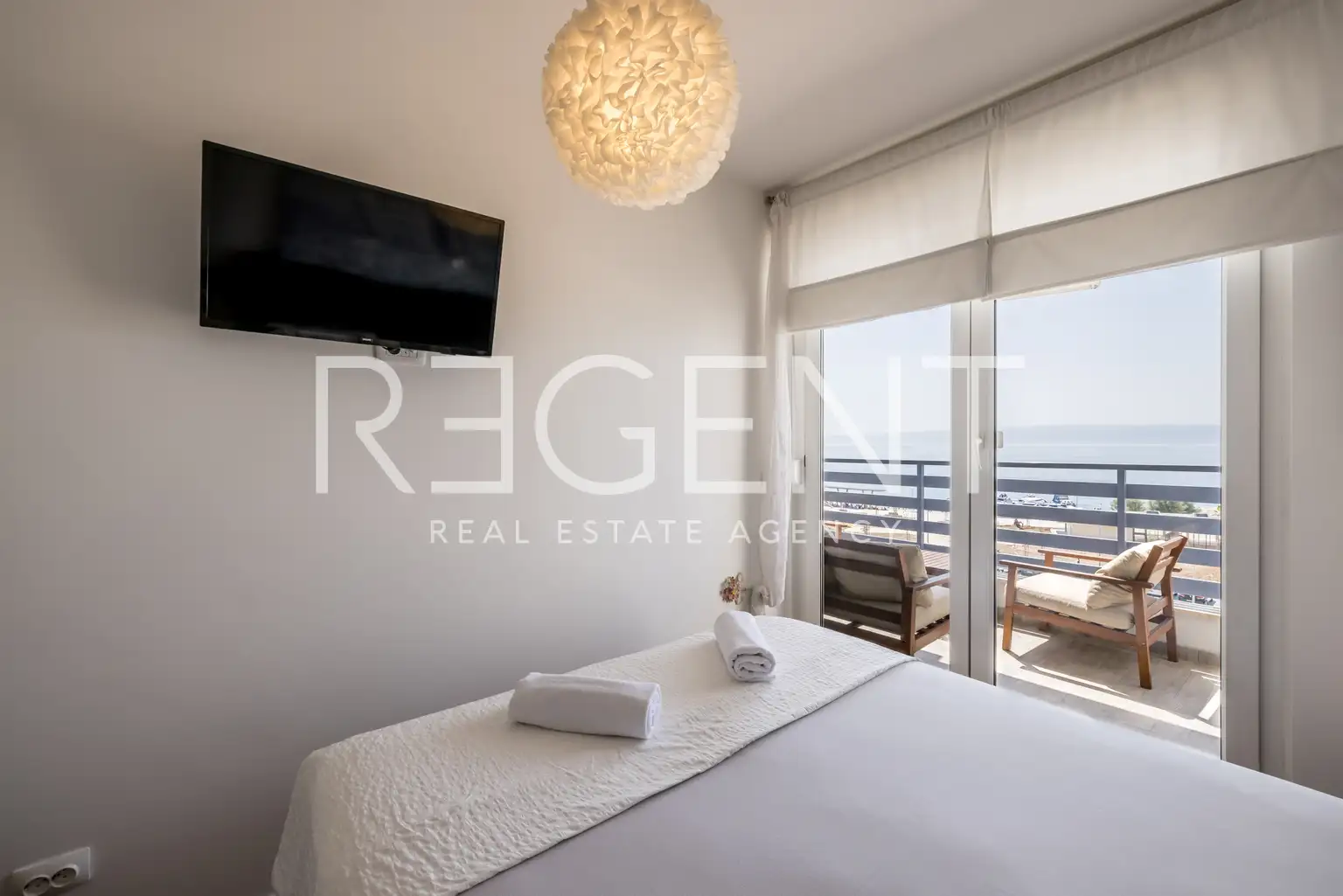 Split, Žnjan - Three-room apartment with a loggia and sea view