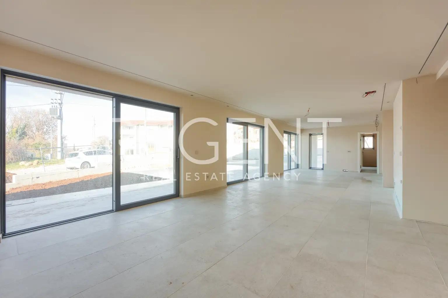 Poreč – Moderna vila s pogledom na more