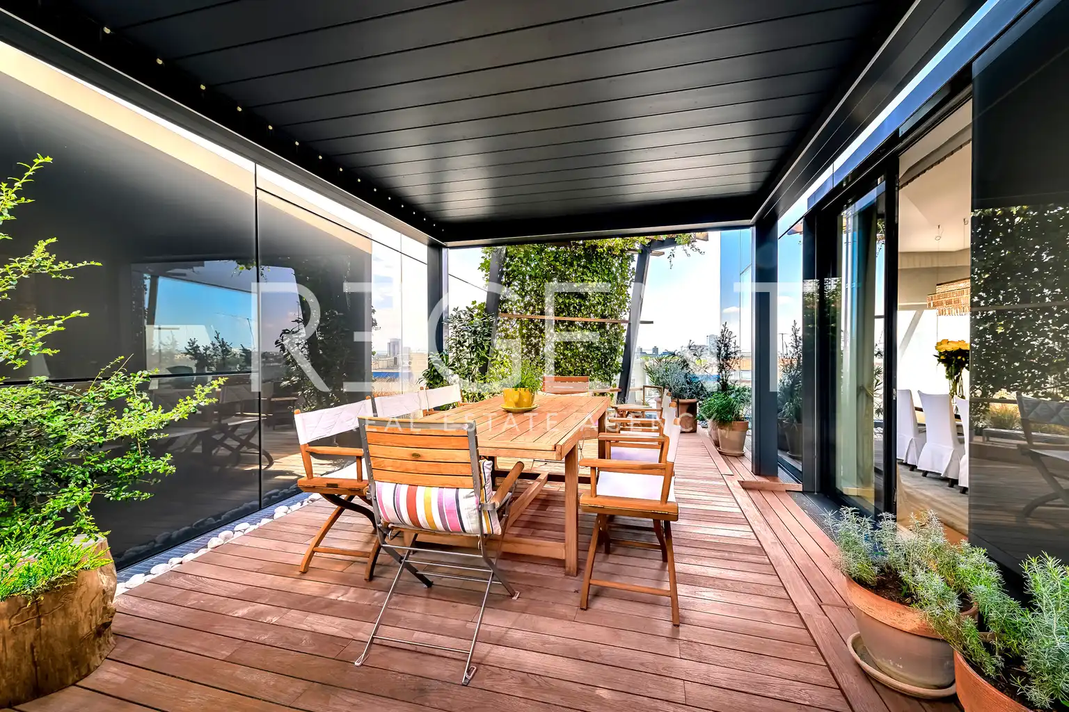 Zagreb, Center Cvjetni – Penthouse - neponovljiva nepremičnina v samem centru Zagreba