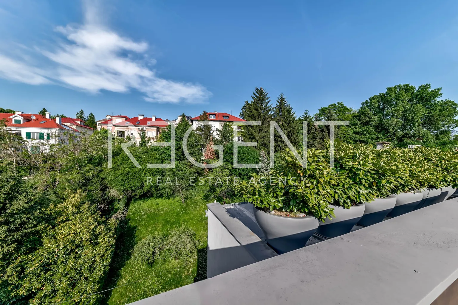 Zagreb, Ribnjak - Poslovno-stambena zgrada na vrhunskoj lokaciji u centru grada