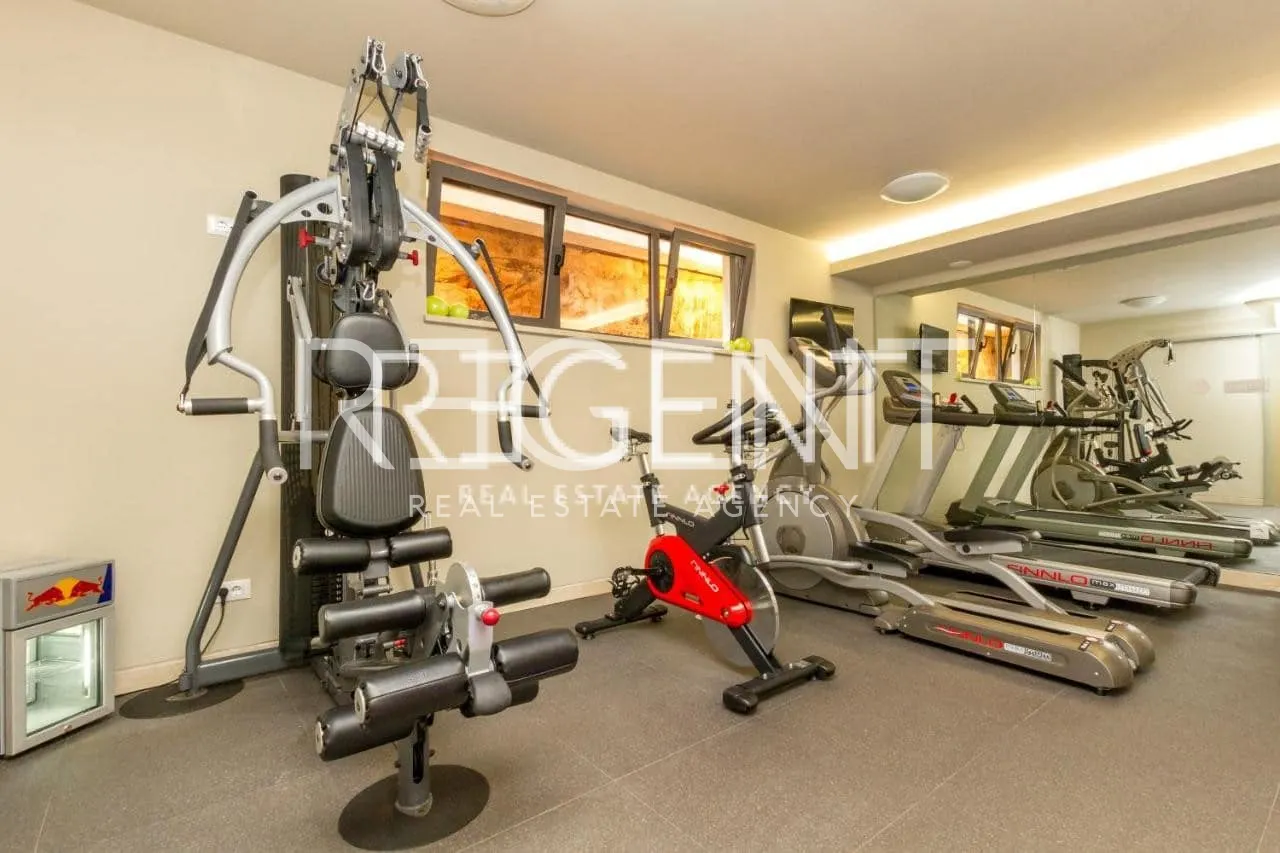 Hvar, Ivan Dolac - imanje u srcu otoka 140 000m2