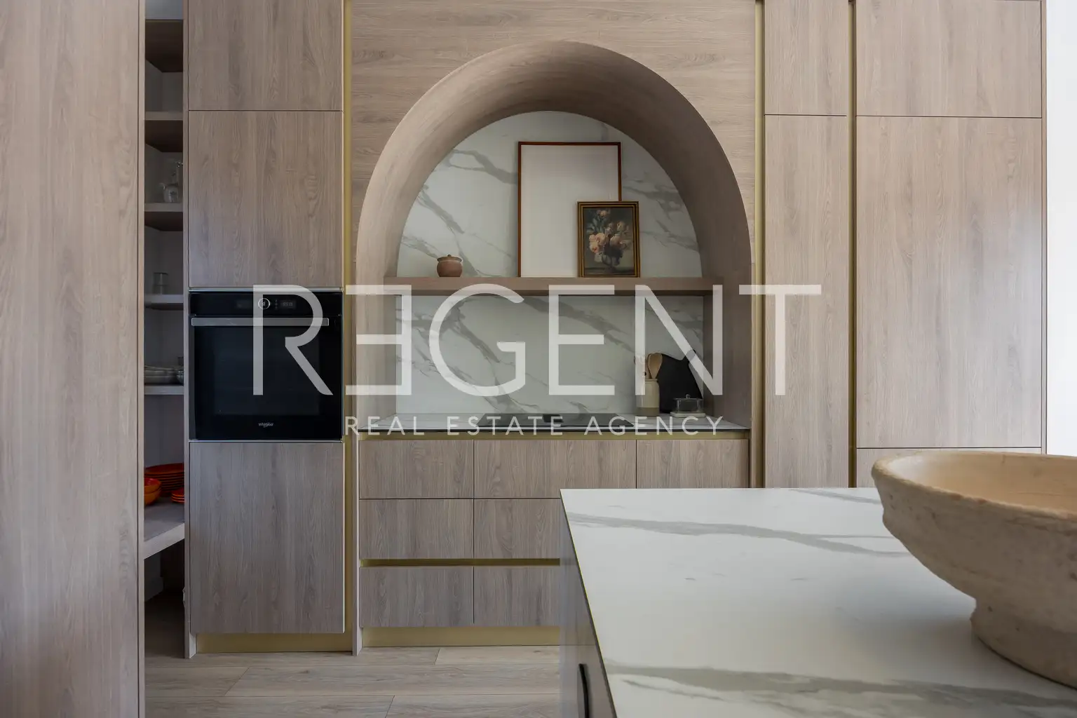 Istra, Svetvinčenat - Moderna vila s grijanim bazenom