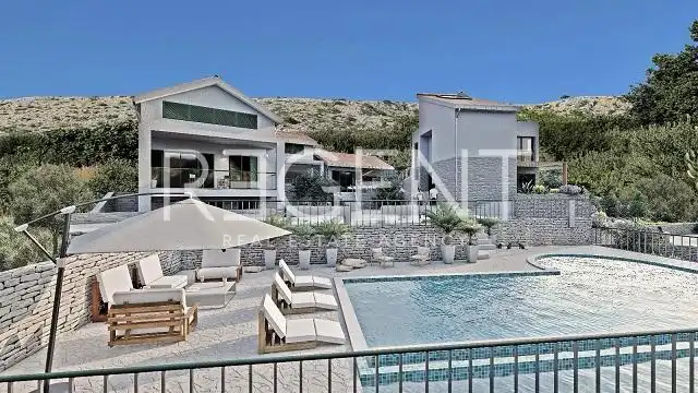 Split, Podstrana - Pozemok s projektom, 5300m2