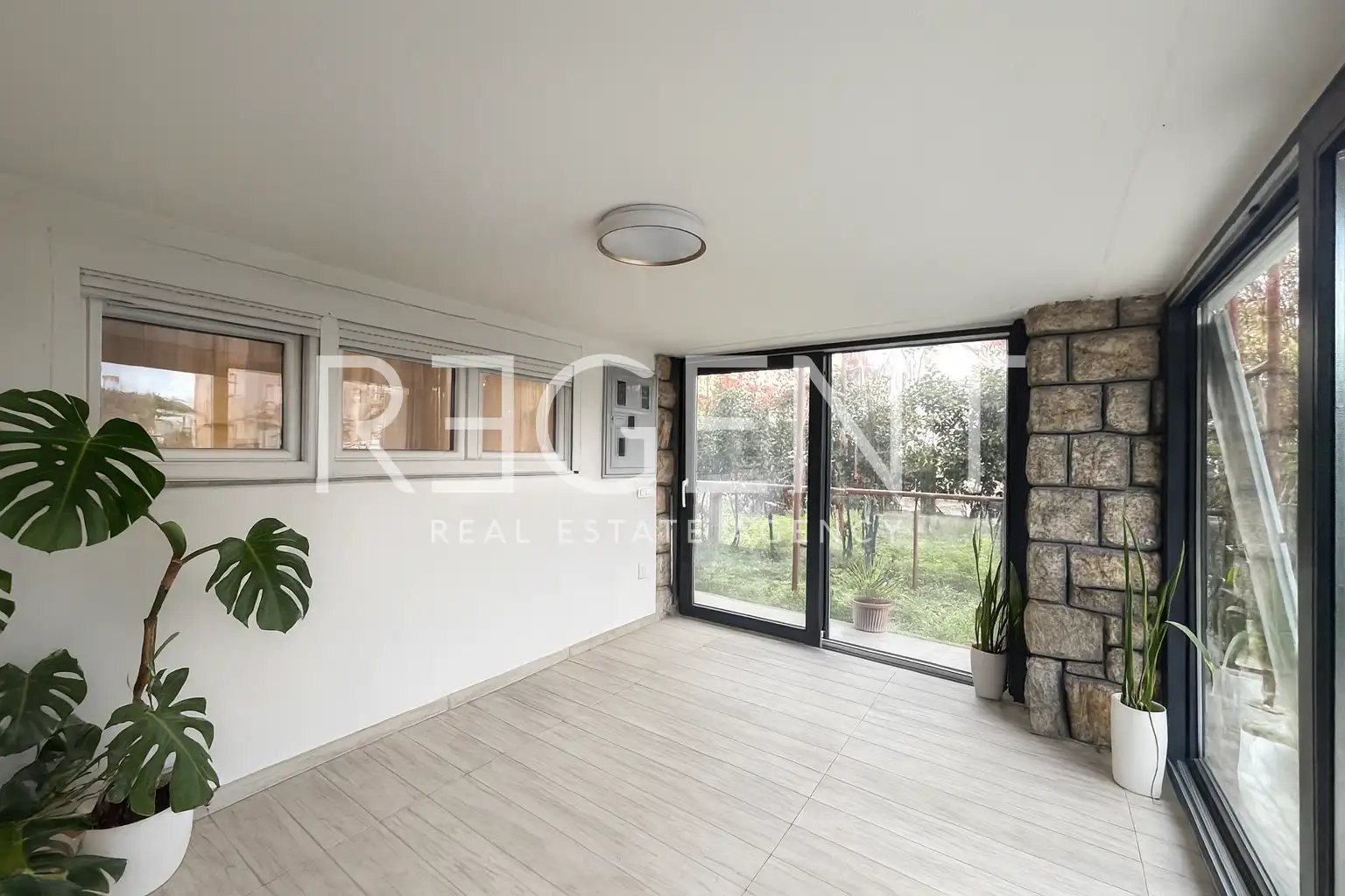 Zagreb, Malešnica - dvosoban stan s parkirnim mjestom i vrtom