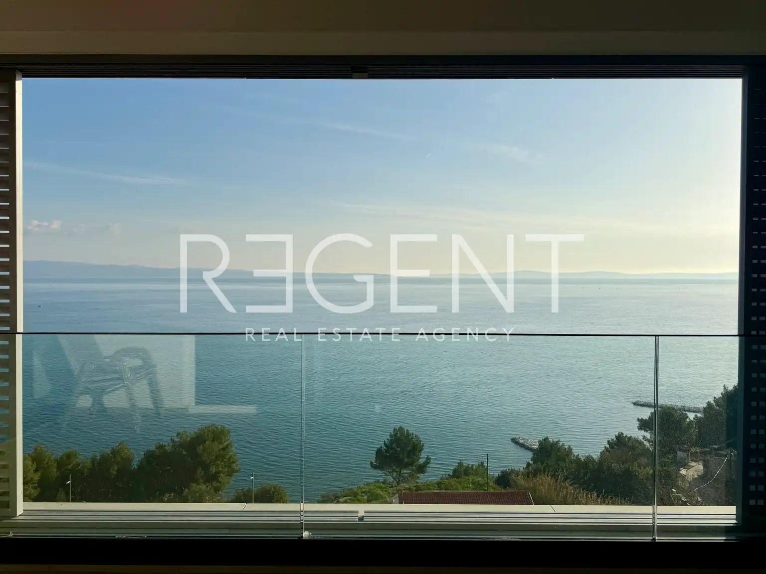 Split, Duilovo - Zwei-Zimmer-Wohnung mit Loggia und Meerblick