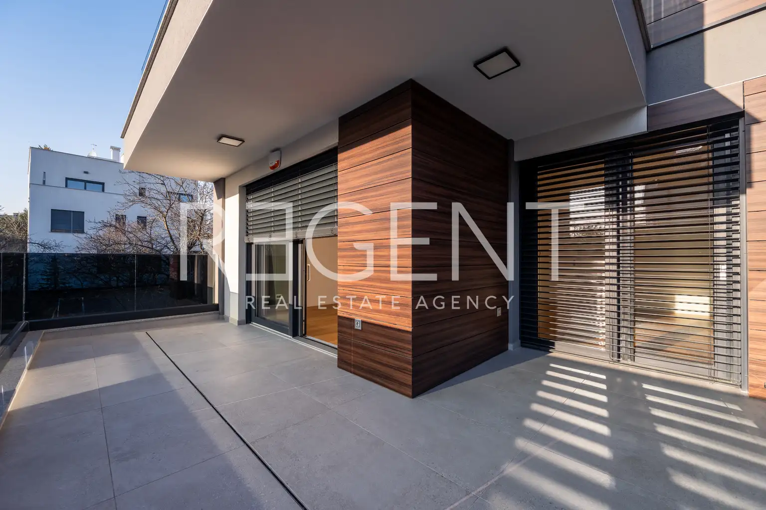 Загреб, Сребрняк – роскошная четырехкомнатная квартира