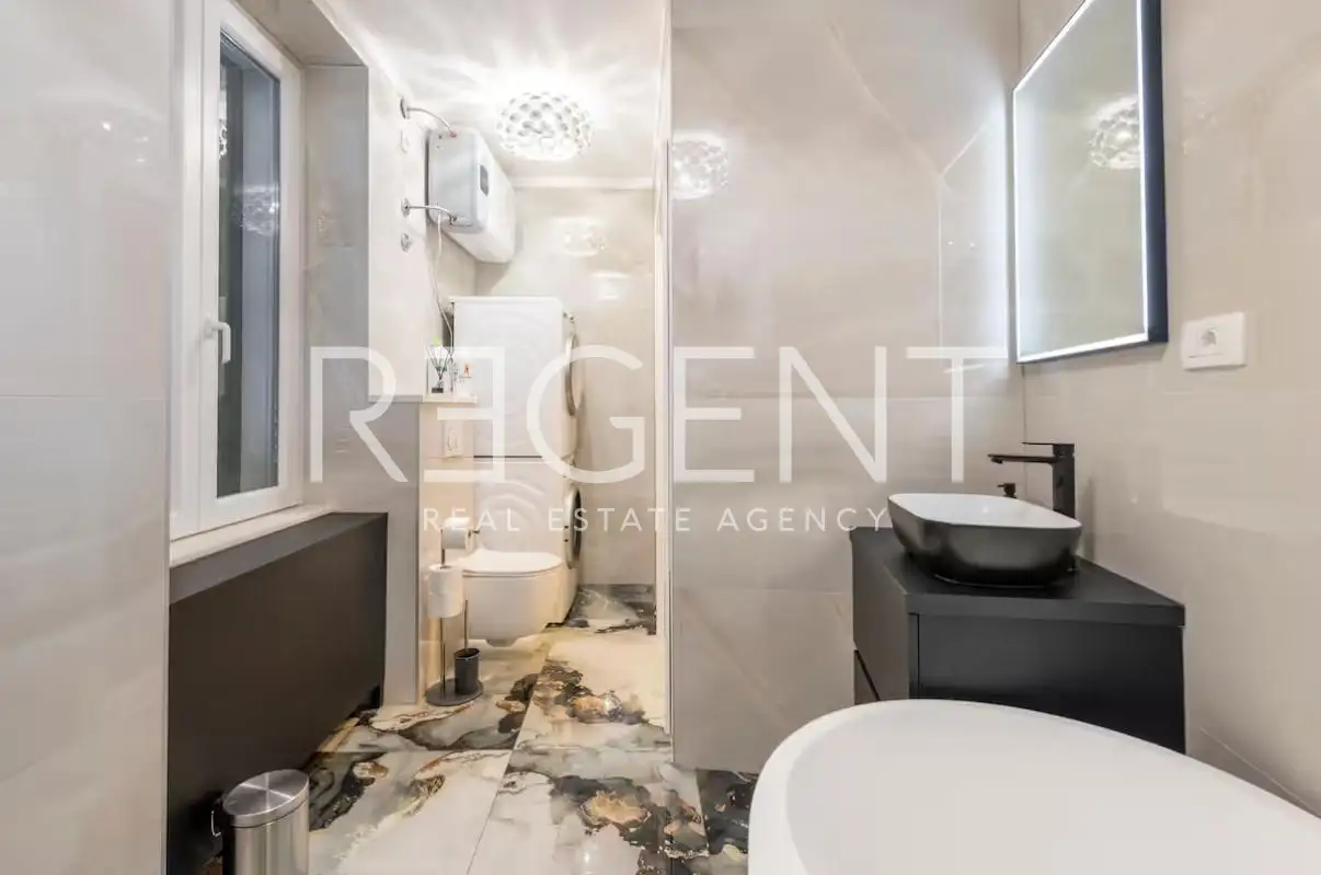 Split, Ville - Appartement en duplex de trois pièces au centre-ville