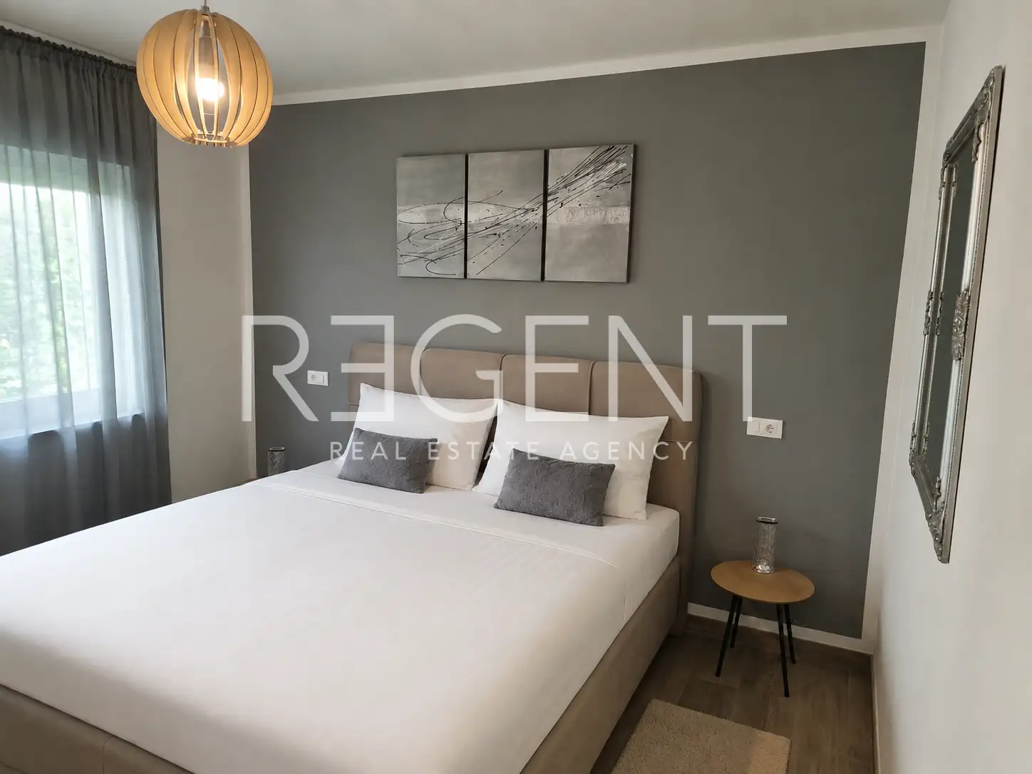 Parenzo, dintorni – casa di 135 mq, arredata con piscina e giardino.